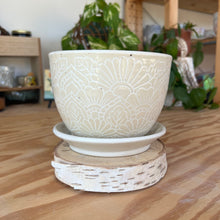 Load image into Gallery viewer, Neutral Mandala Planter 12