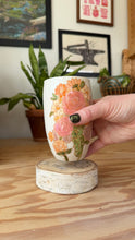 Load image into Gallery viewer, Bouquet Cup 29
