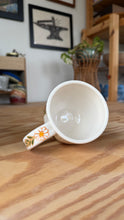 Load image into Gallery viewer, Monarch Daisy Tea Cup 1
