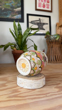 Load image into Gallery viewer, Bouquet Bloom Cup 22
