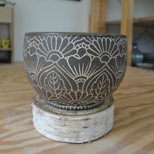 Load image into Gallery viewer, Mandala Bowl 21
