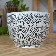Load image into Gallery viewer, Black and White Mandala Planter 8
