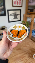 Load image into Gallery viewer, Butterfly Garden Dish 13
